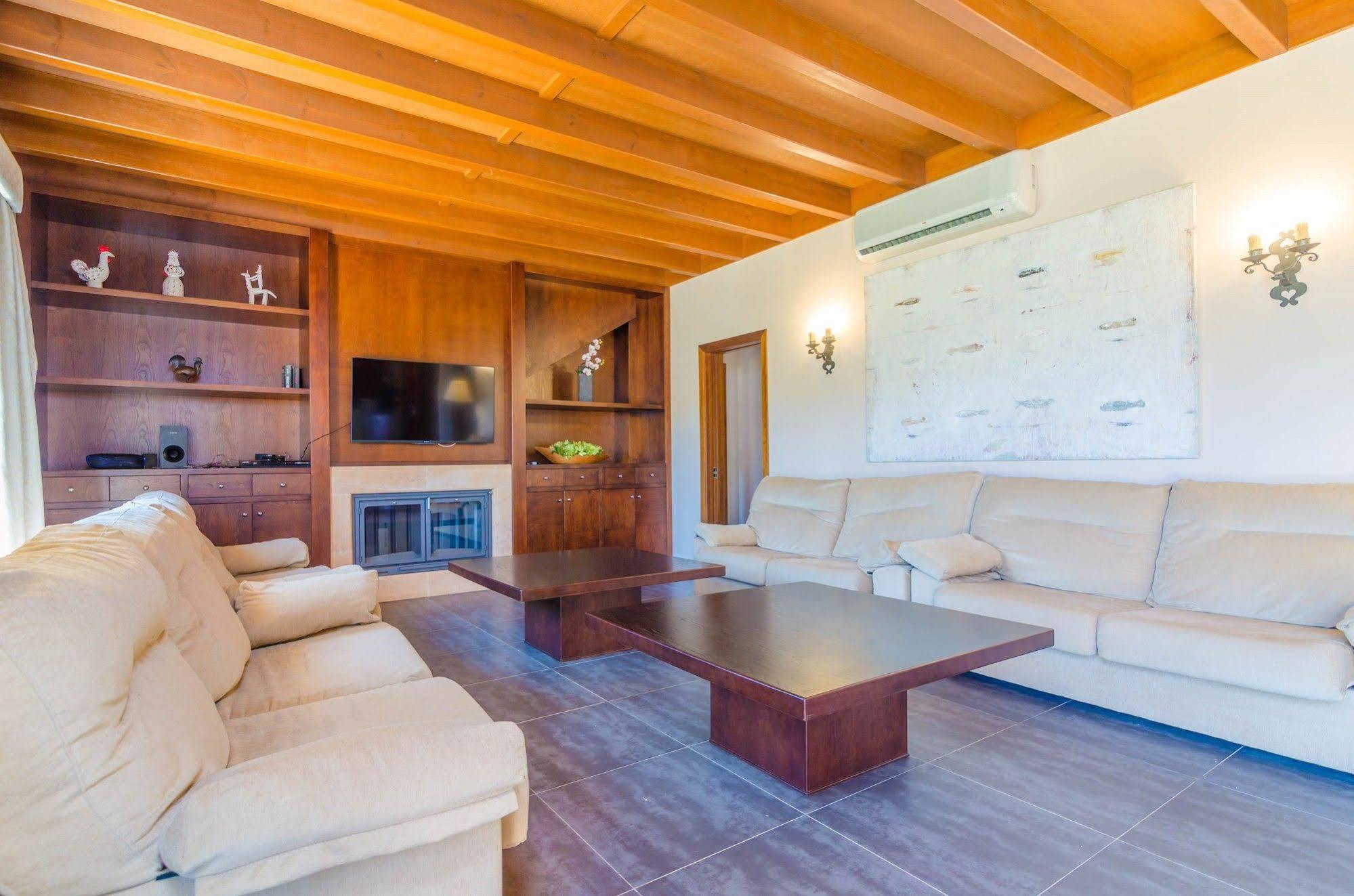 Villa Short De Conies 2