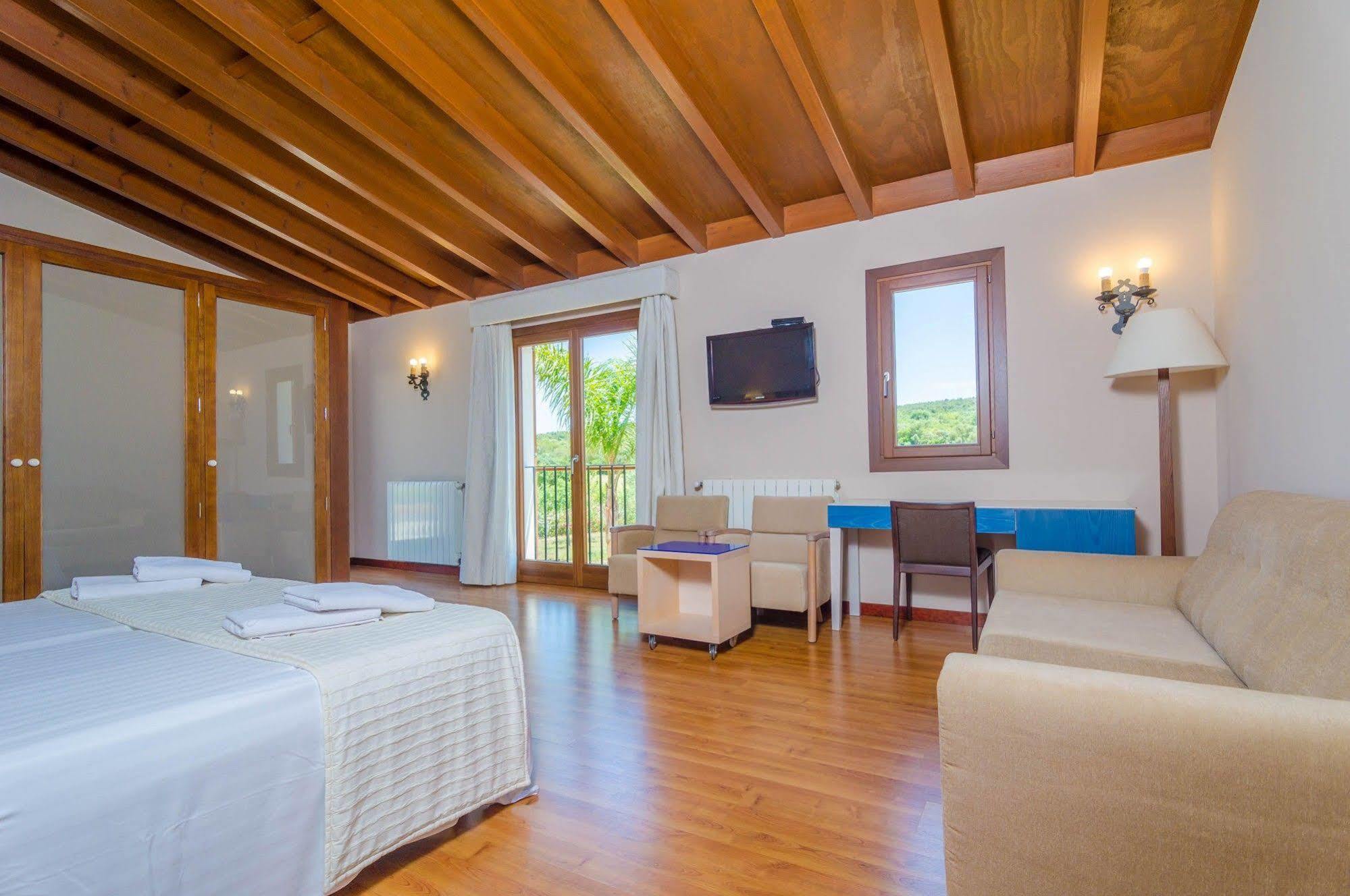 Short De Conies 2 Villa *