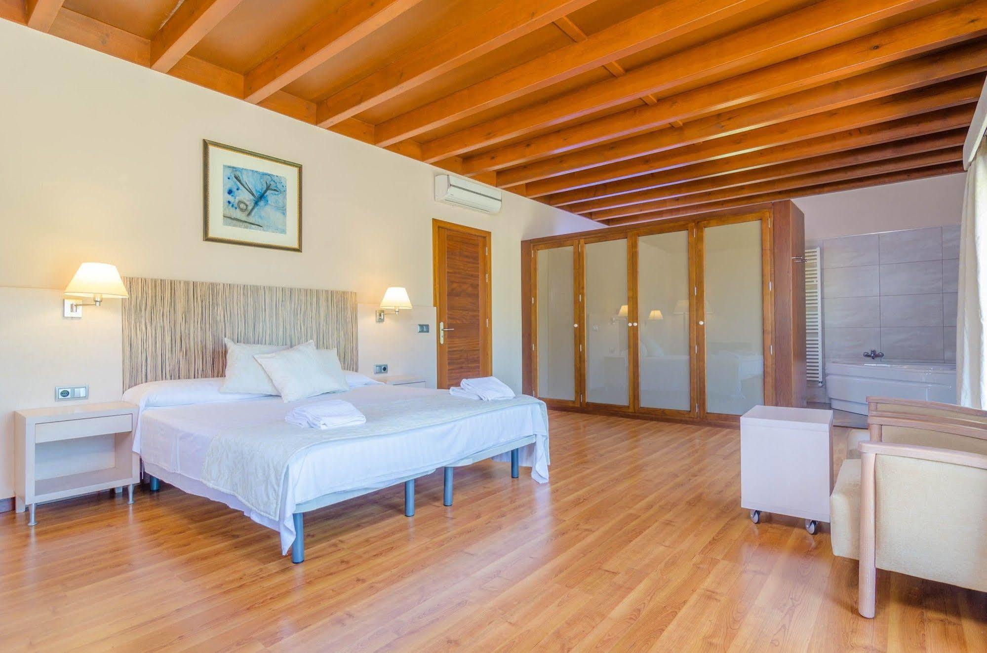 Short De Conies 2 Villa *