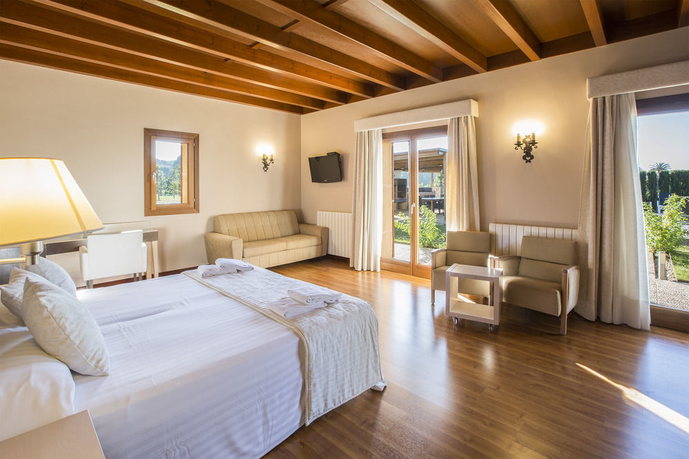 Villa Short De Conies 2 *