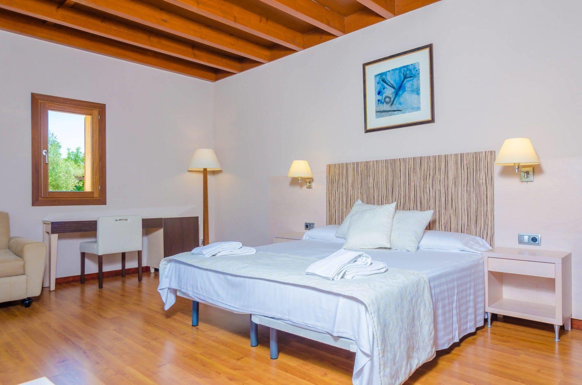 Short De Conies 2 Villa *